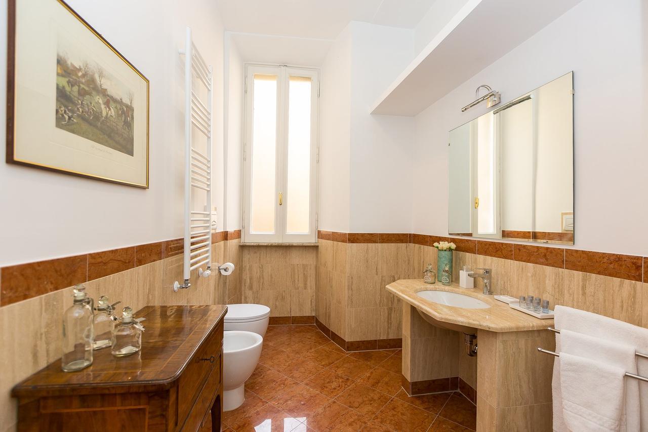 רומא Prestigious Apartment Via Barberini מראה חיצוני תמונה