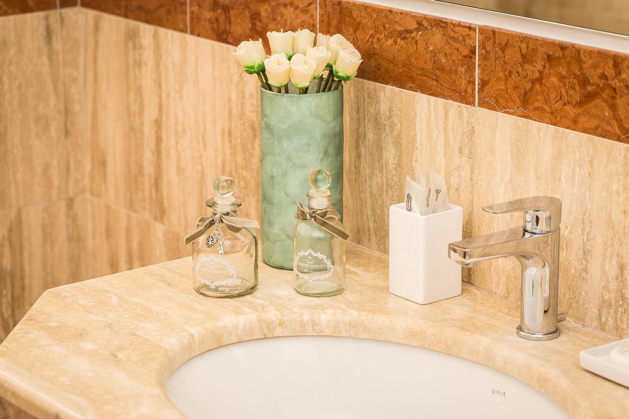 רומא Prestigious Apartment Via Barberini מראה חיצוני תמונה