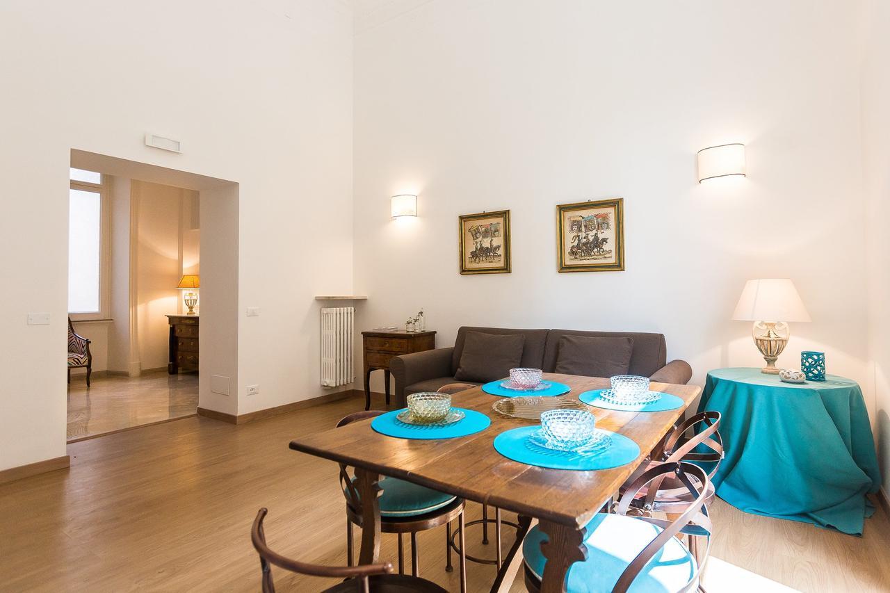 רומא Prestigious Apartment Via Barberini מראה חיצוני תמונה