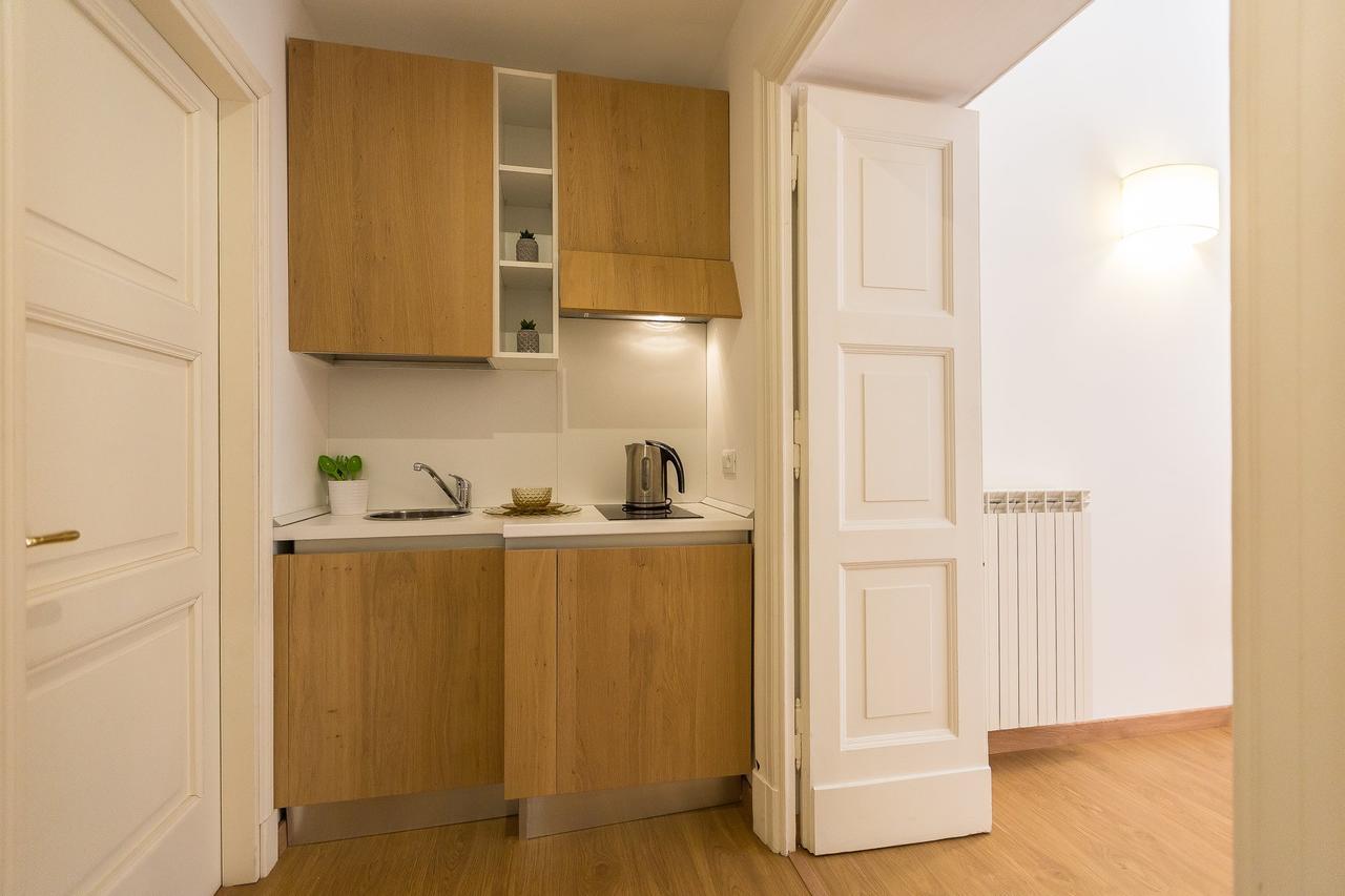 רומא Prestigious Apartment Via Barberini מראה חיצוני תמונה
