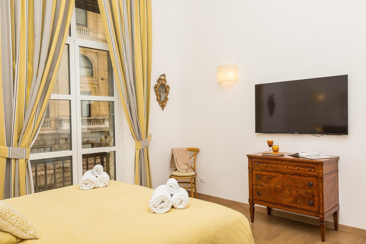 רומא Prestigious Apartment Via Barberini מראה חיצוני תמונה